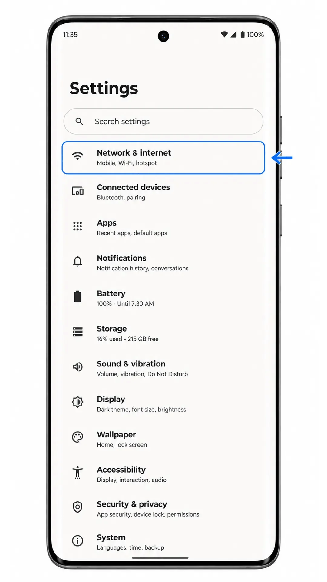 Motorola Edge 60 Fusion Settings showing Network and internet highlighted for iRoamly eSIM setup Impostazioni Motorola Edge 60 Fusion che mostrano Rete e internet evidenziato per la configurazione della eSIM iRoamly