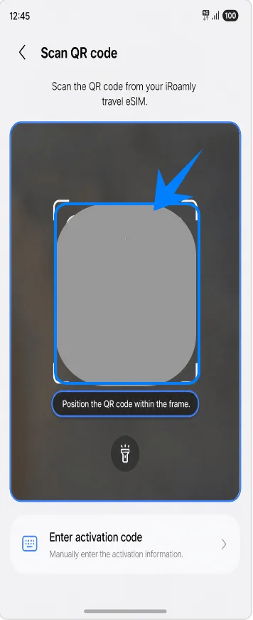 Place the QR Code Z Flip7 FE