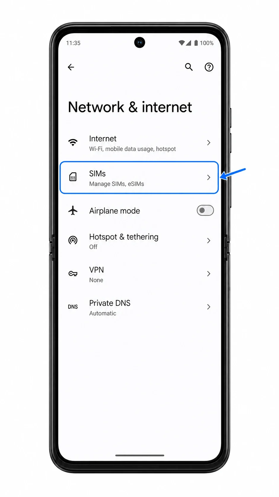 Motorola Razr 2025 Network and internet screen with SIMs highlighted Motorola Razr 2025 Network and internet screen with SIMs highlighted