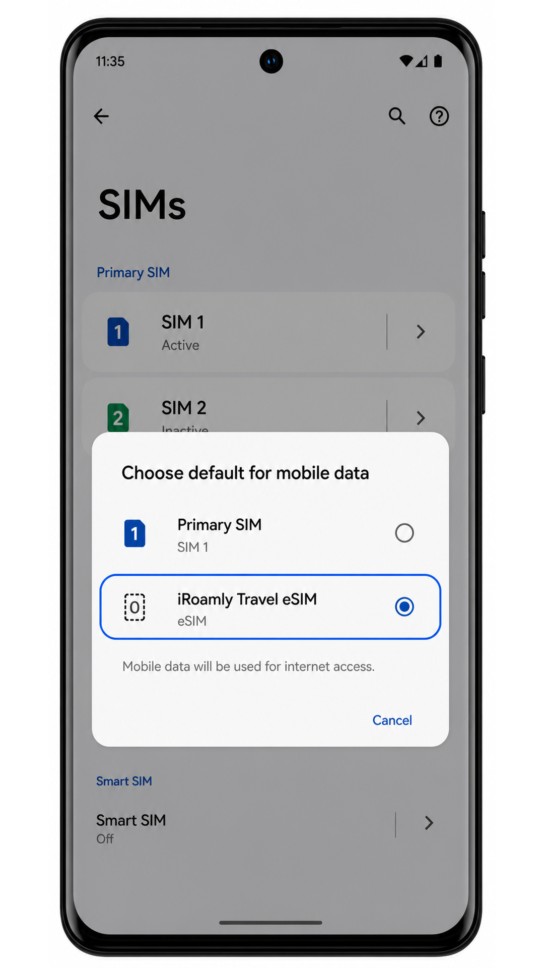 Motorola Edge 40 Neo mobile data selection screen with iRoamly Travel eSIM selected