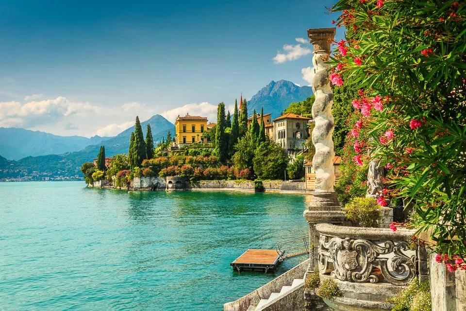 Tip in Italy