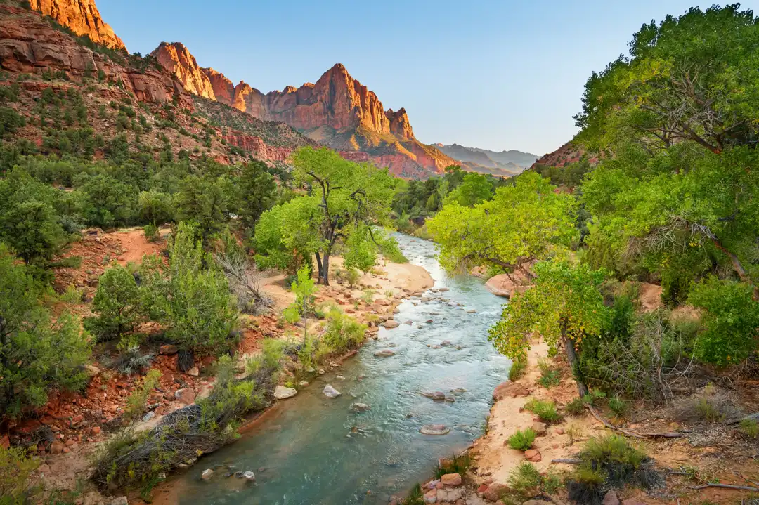 Best National Parks to Visit in the US Cover