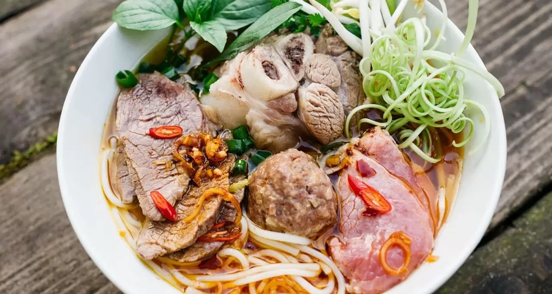 Bún bò Huế