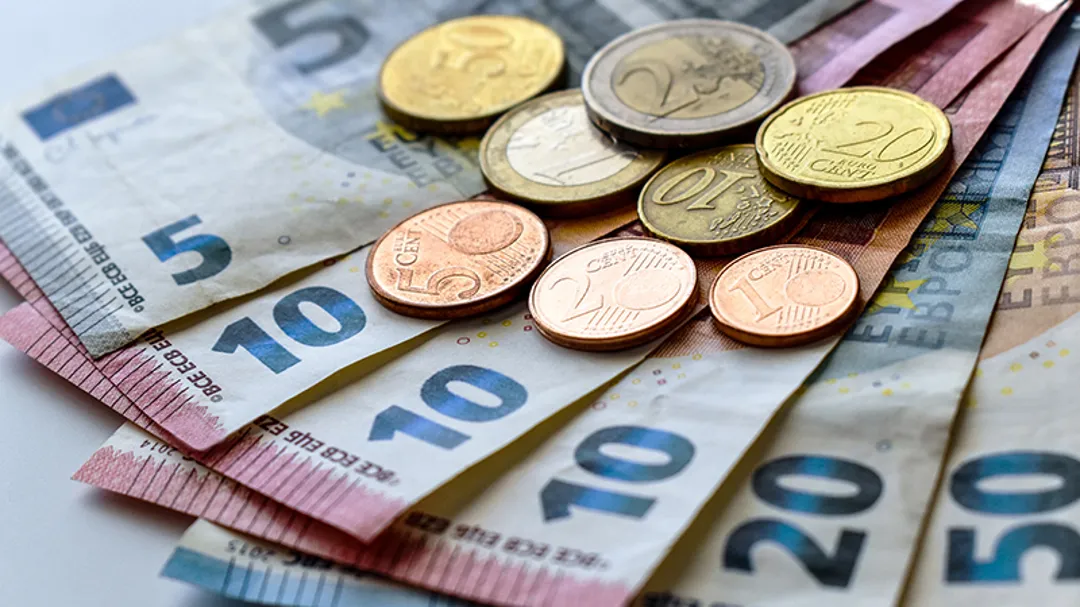 Cash Italy