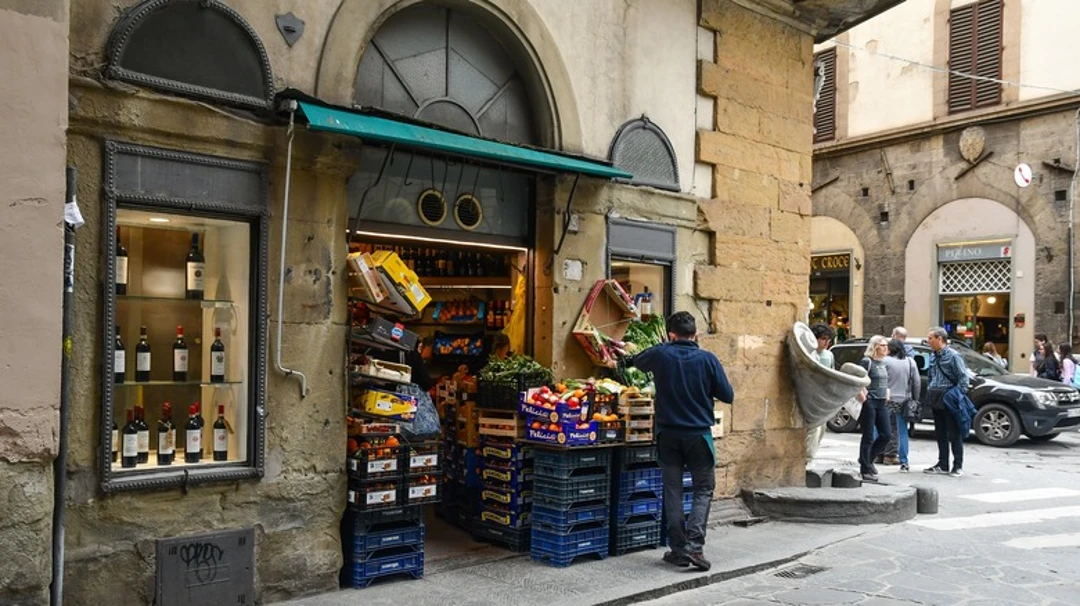 Craftsmanship in Oltrarno