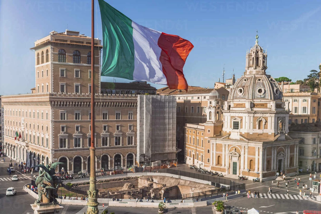 Italy Tip Cover