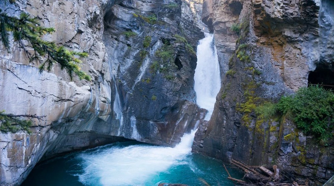 Johnston Canyon