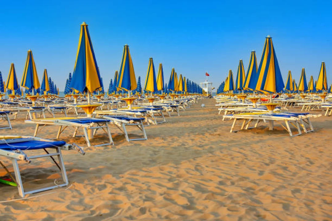 Lido Beach