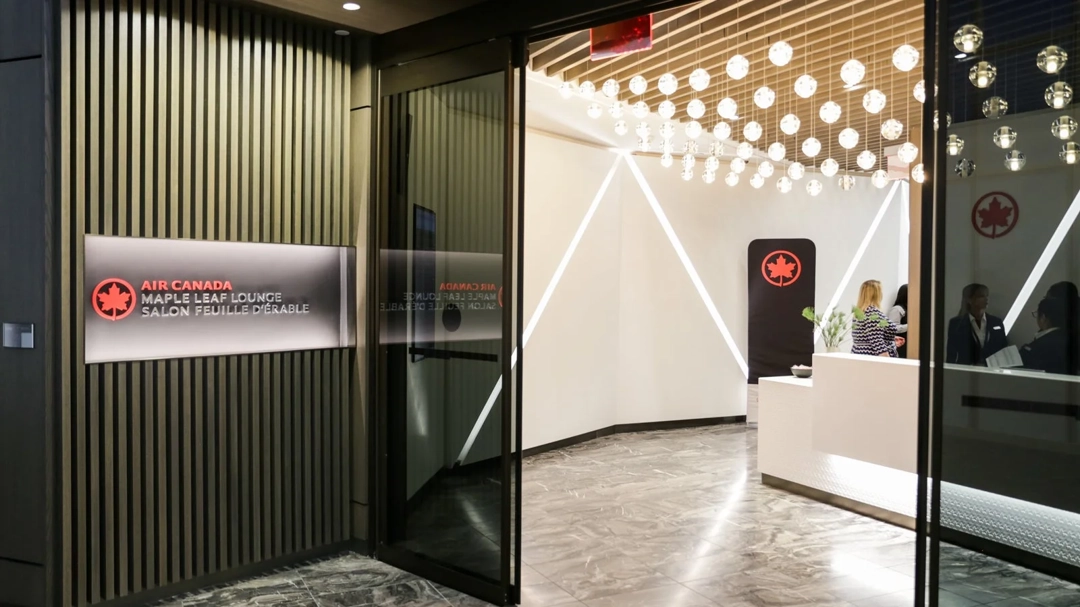 Priority Services and Lounge Access