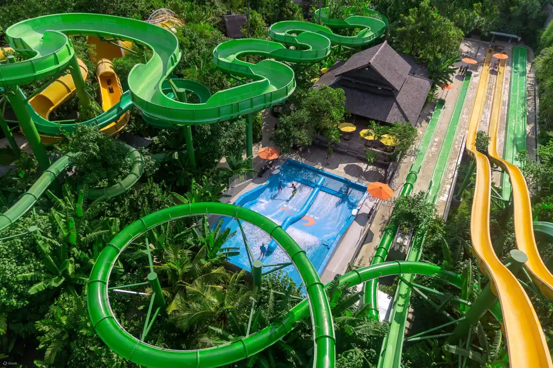 Splash Water Park
