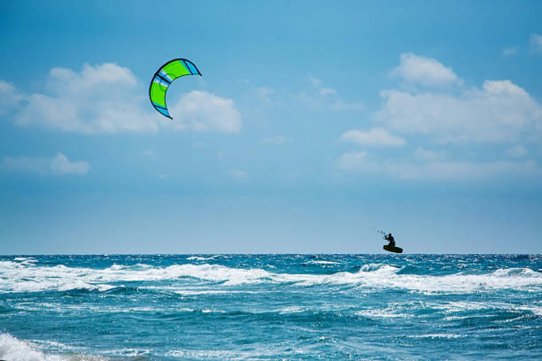 Windsurfen und Kitesurfen